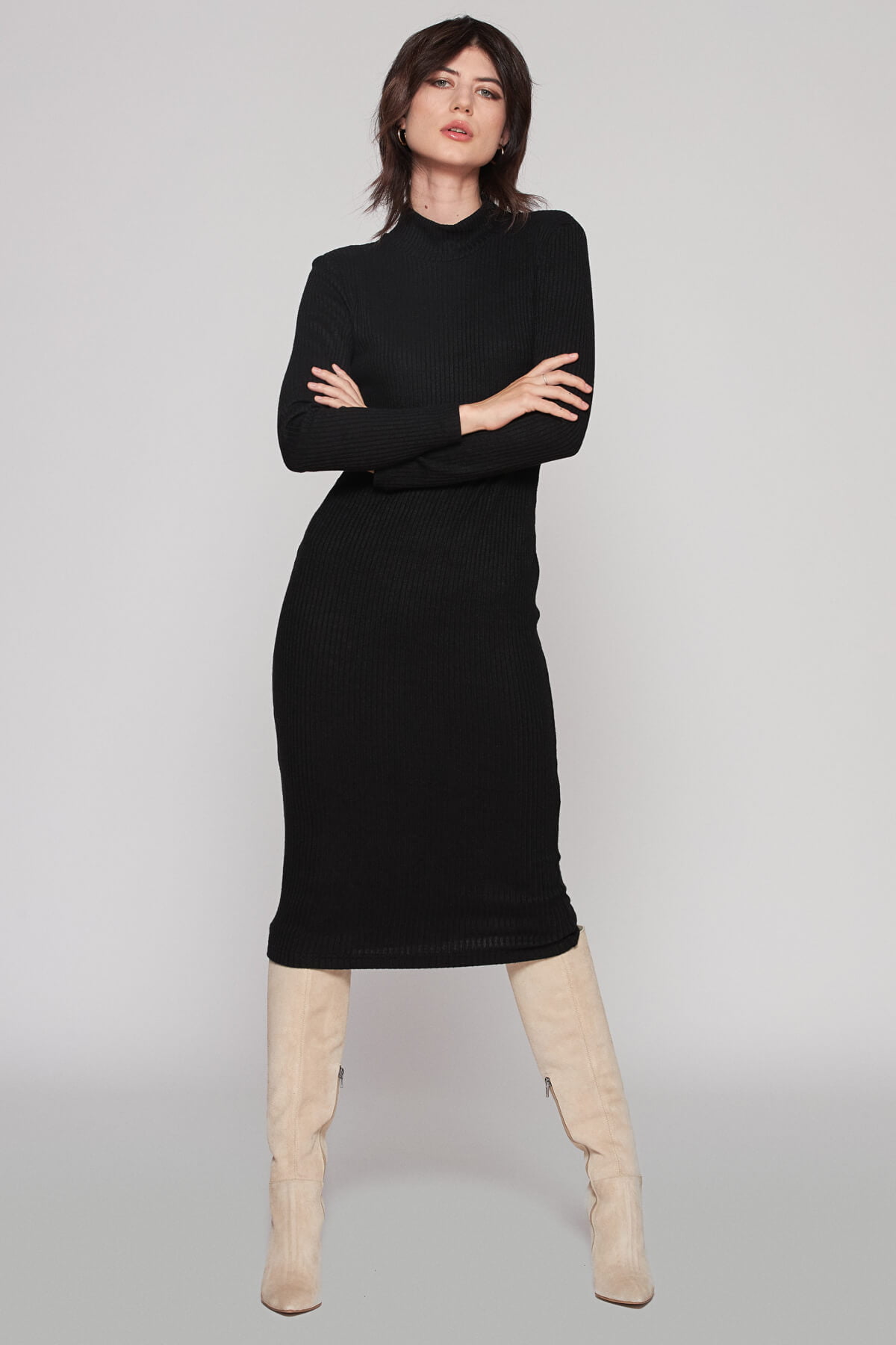Body fitted stretchy knitwear dress perfect for layering every autumn outfit.