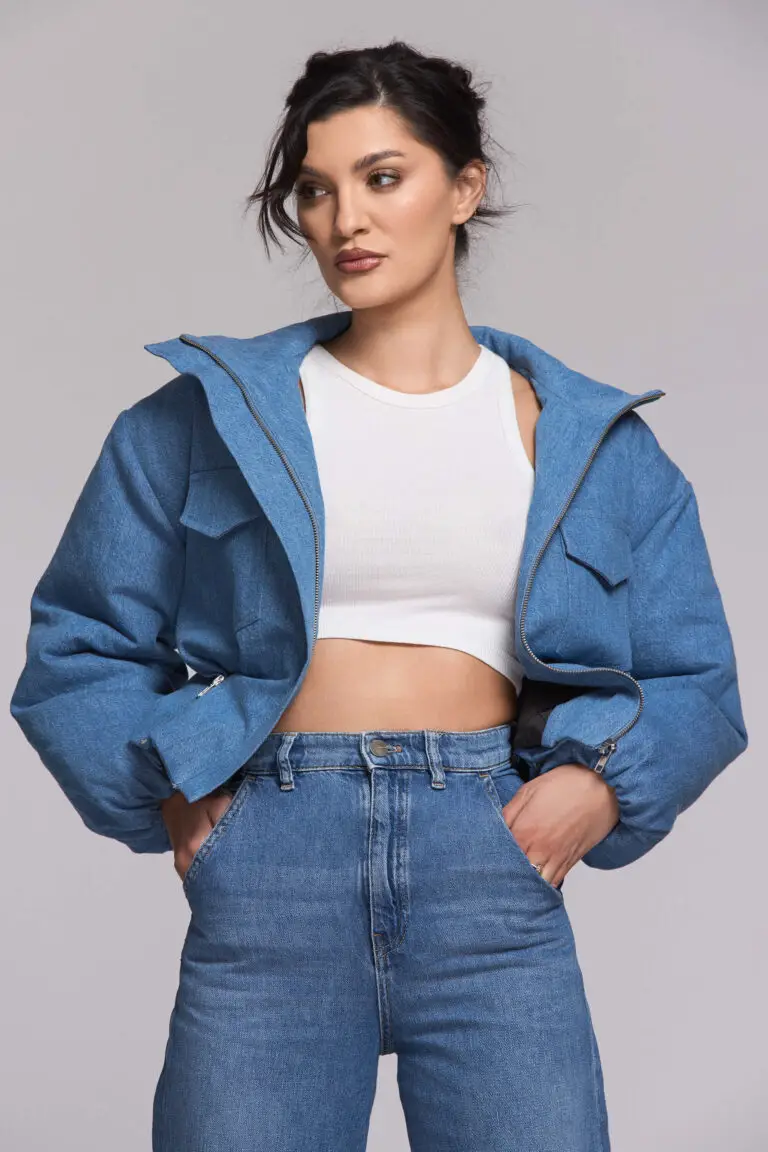 Jacheta Bomber din Denim